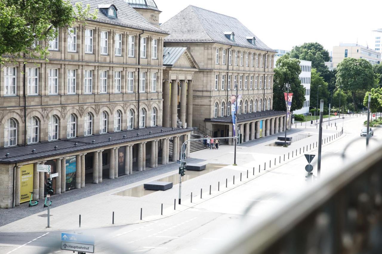Palais Passy~Design Suite Mit Ausblick Im Zentrum Βιζμπάντεν Εξωτερικό φωτογραφία